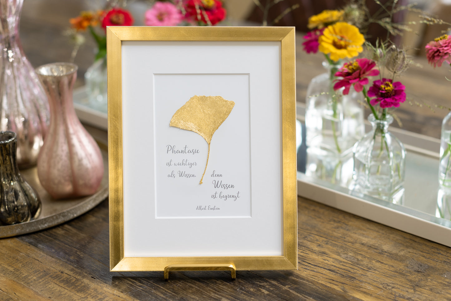 Phantasie ist wichtiger als Wissen, denn Wissen ist begrenzt