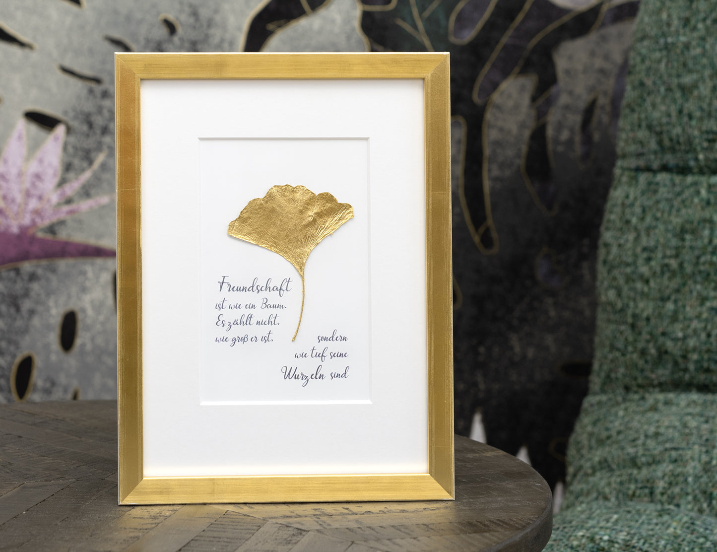 Freundschaft ist wie ein Baum. Es zählt nicht, wie groß er ist, sondern wie tief seine Wurzeln sind